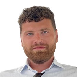 美股动态 | 现货黄金突破3400美元大关 黄金ETF(GLD.US)上涨1.5%