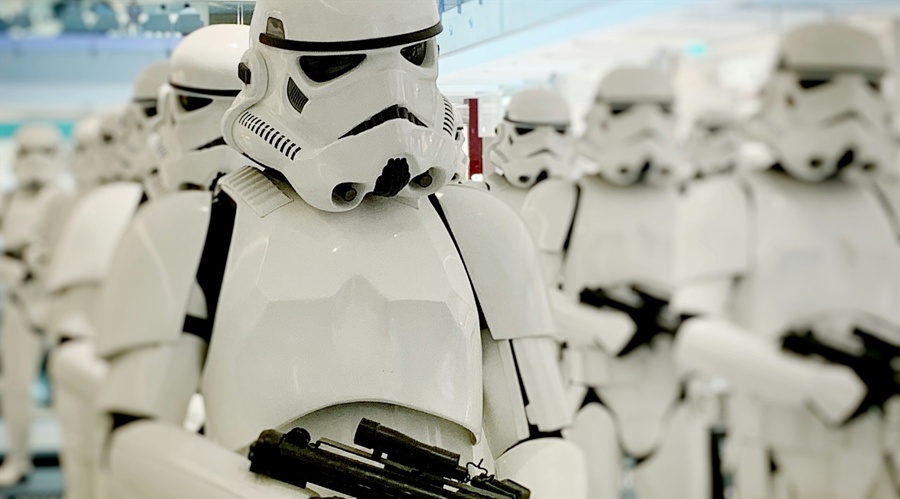 港股收盘(08.07) | 恒指上涨0.69% 脑机接口概念股尾盘大涨 苹果概念股活跃